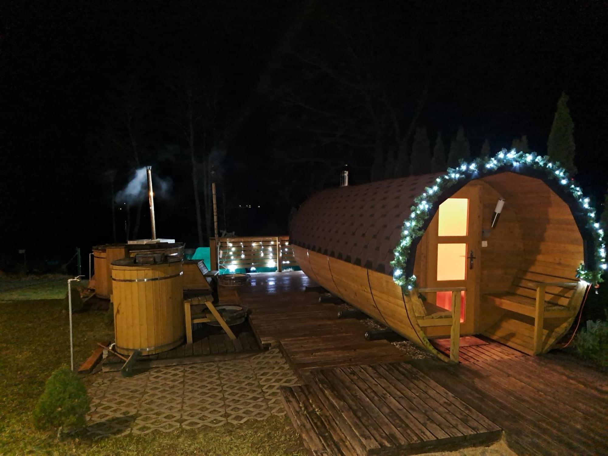 Borowiackie Nad Brzegiem Jeziora Holiday home Byslaw