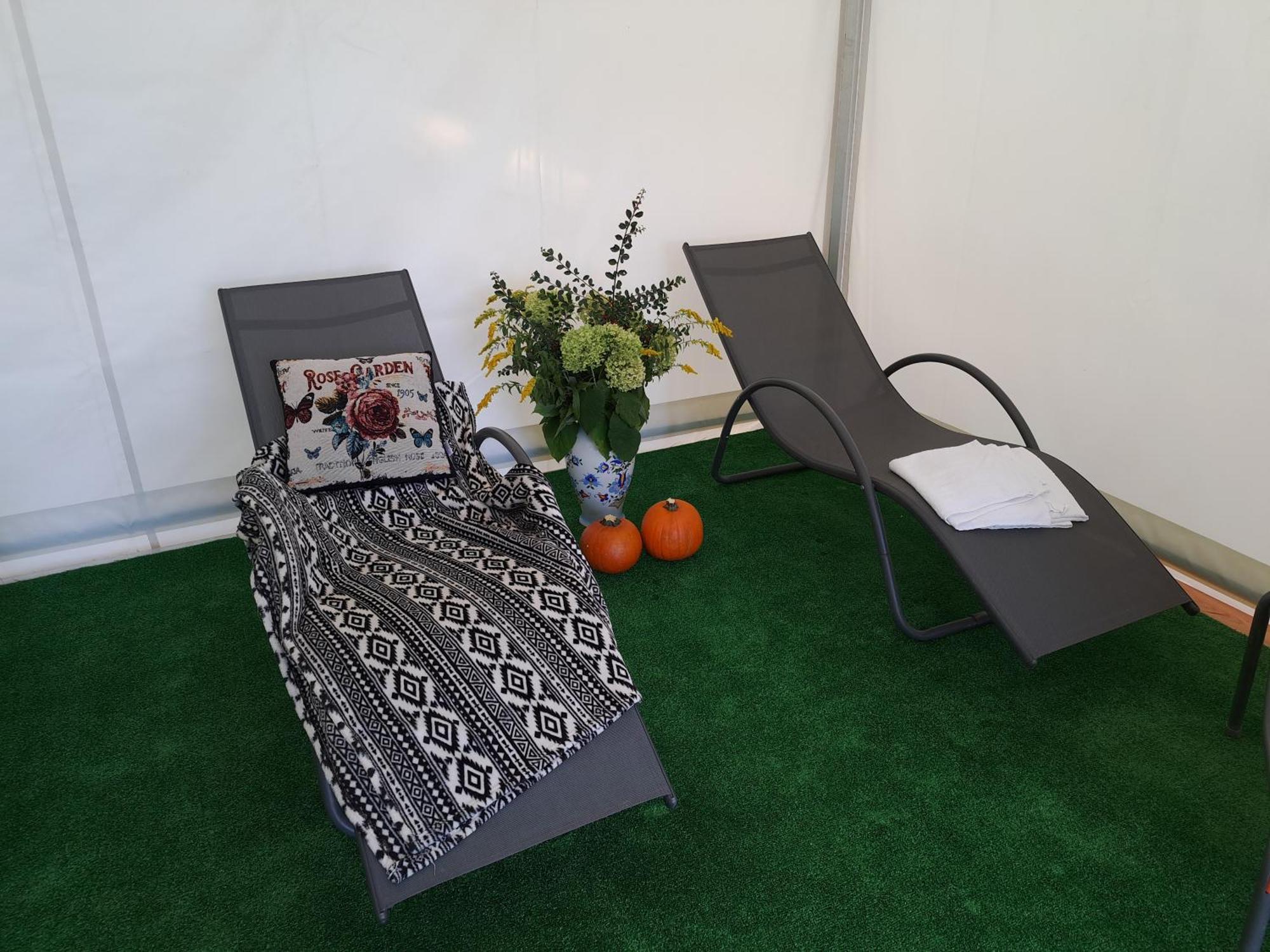 Borowiackie Nad Brzegiem Jeziora Ferienhaus *